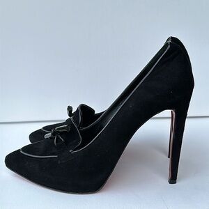 VICINO GENEVA limited edition HANDMADE IN ITALY 4.5" black suede Heels Sz 40